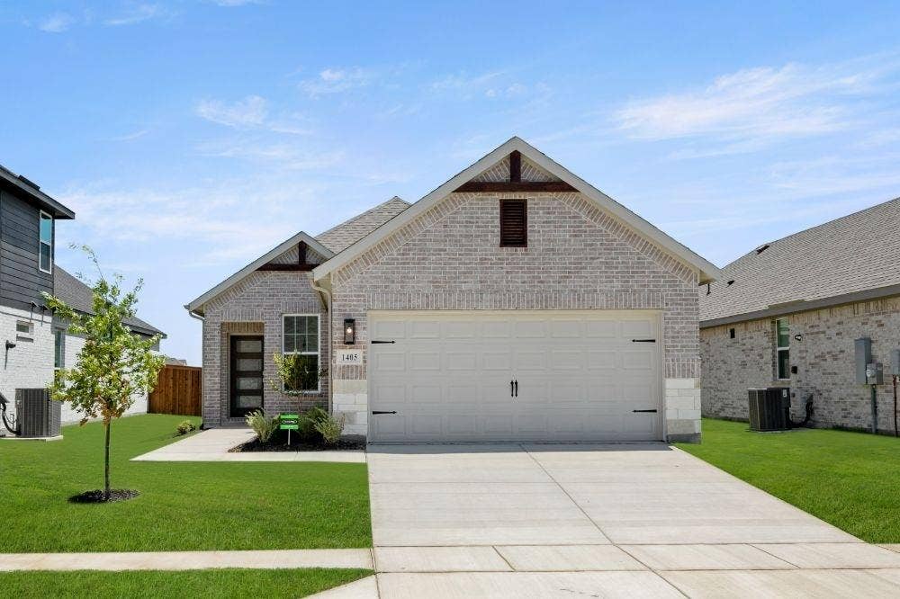 1405 Grove Pond Road, Forney, TX 75126 02. 1405 Grove Pond - Front