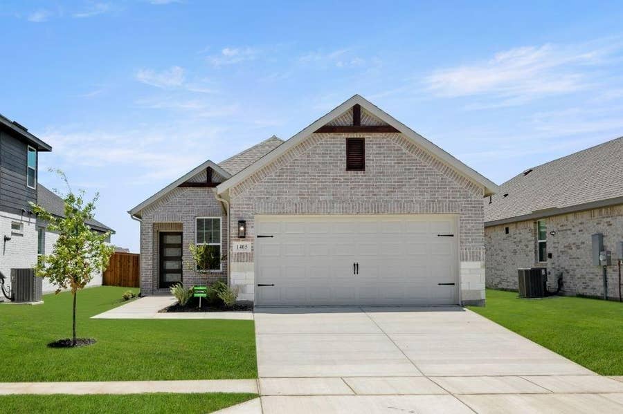 Property photo for 1405 Grove Pond Road, Forney, TX