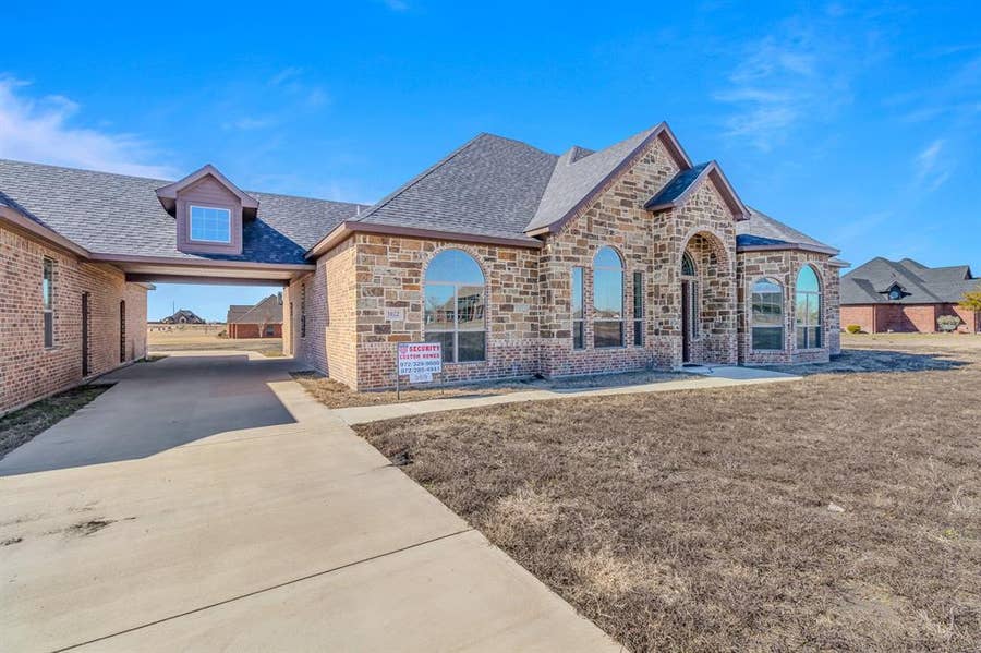 Property photo for 1022 Foolish Pleasure Drive, Terrell, TX