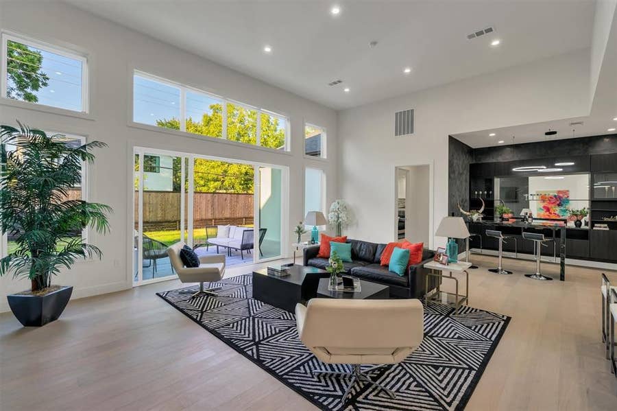 Property photo for 3813 Cortez Drive, Dallas, TX