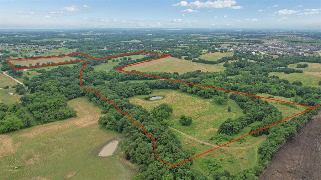 4196 County Road 1001, McKinney, TX 75071 View of property location with property parcel outlined
