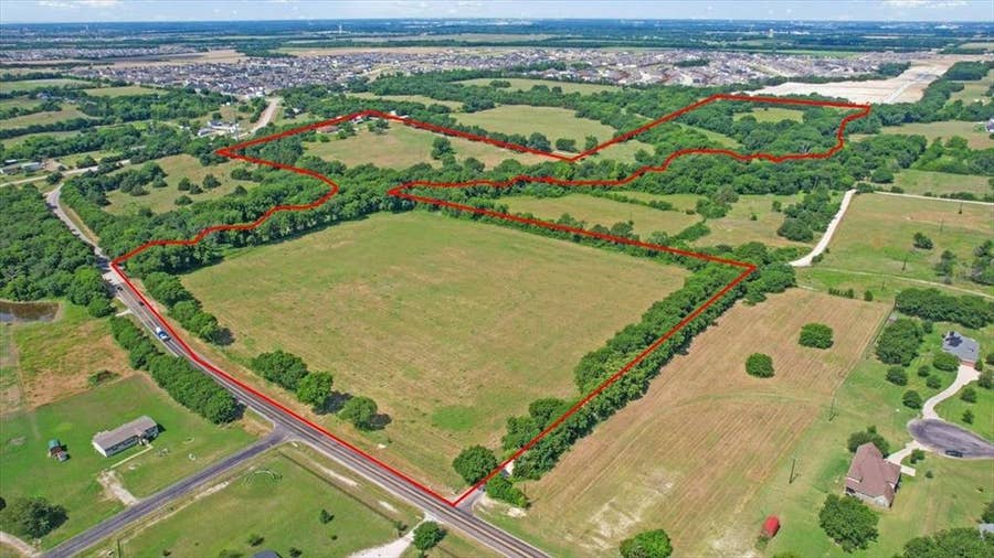 Property photo for 4196 County Road 1001, McKinney, TX