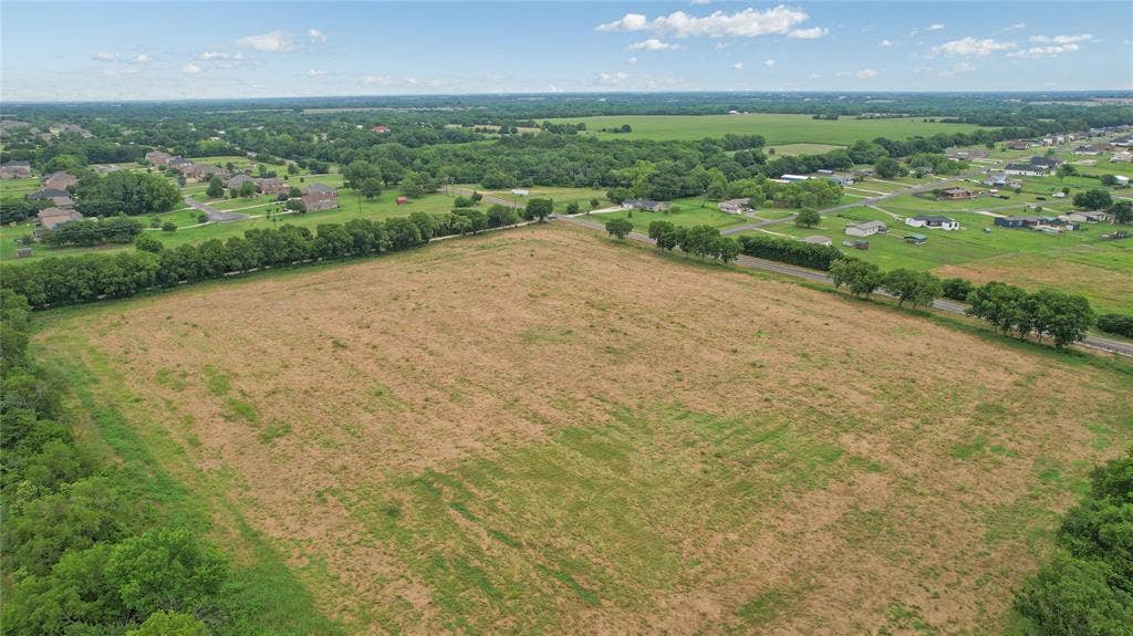 4196 County Road 1001, McKinney, TX 75071 Overview of rural landscape