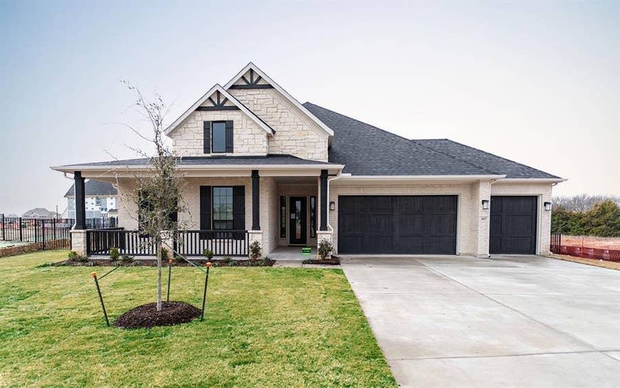 Property photo for 307 Big Antler Court, Heath, TX
