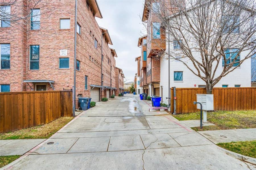 Property photo for 5017 Manett Street, #106, Dallas, TX