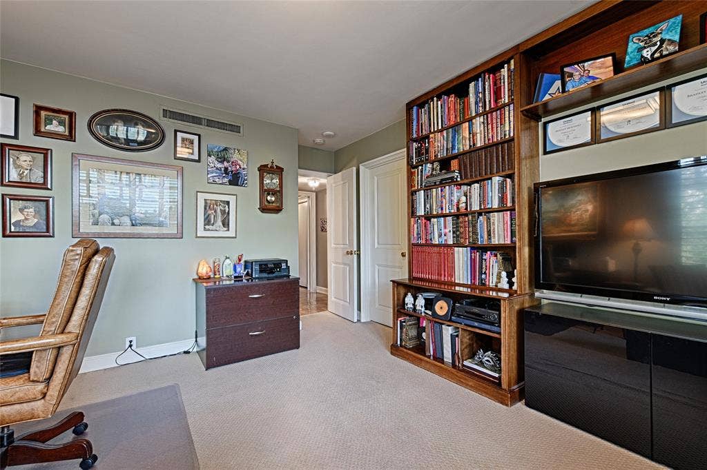 3525 Turtle Creek Boulevard, #4E, Dallas, TX 75219 Second bedroom view two
