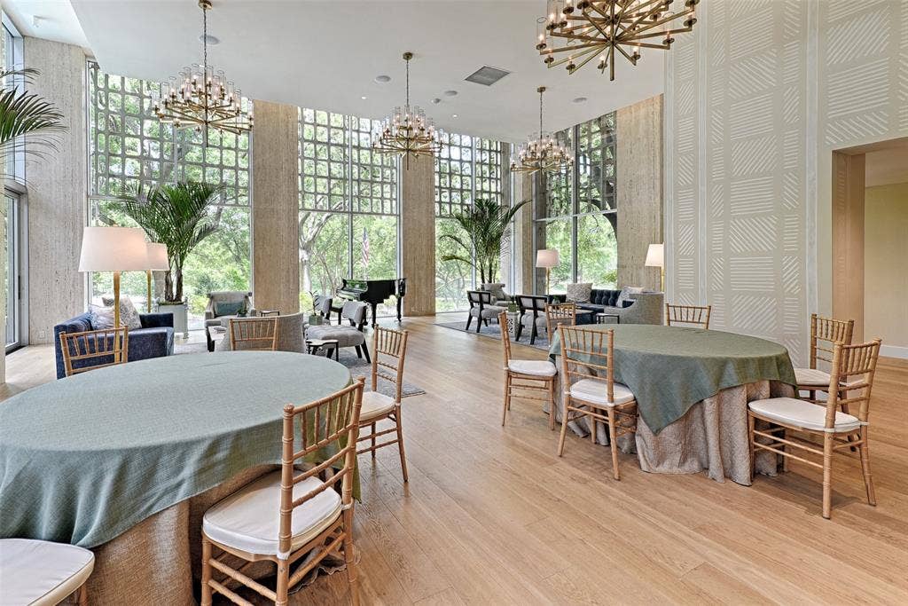 3525 Turtle Creek Boulevard, #4E, Dallas, TX 75219 Turtle room for resident use