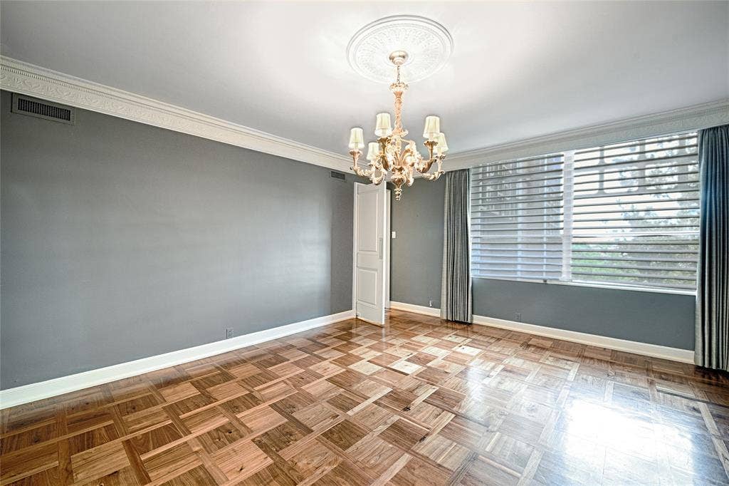 3525 Turtle Creek Boulevard, #4E, Dallas, TX 75219 3525 Turtle Creek Boulevard, #4E, Dallas, TX 75219