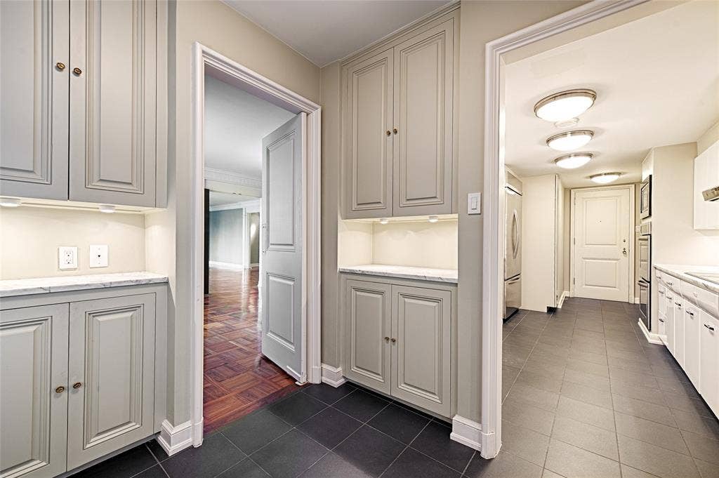 3525 Turtle Creek Boulevard, #4E, Dallas, TX 75219 Breakfast room