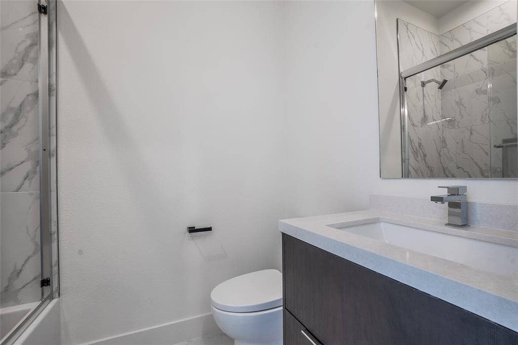 4322 Roseland Avenue, #2, Dallas, TX 75204