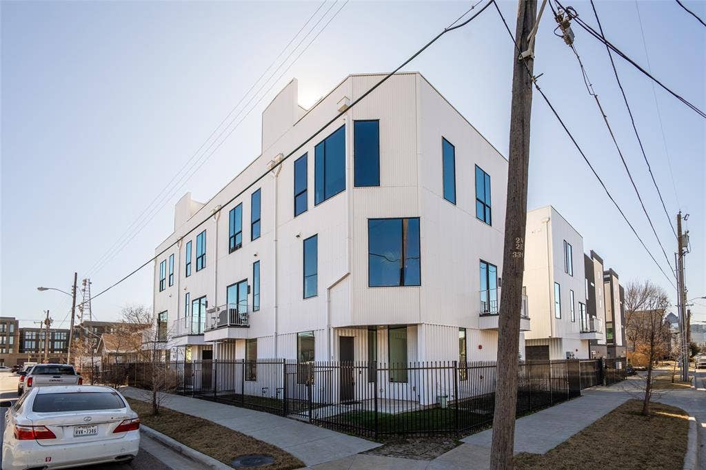 4322 Roseland Avenue, #2, Dallas, TX 75204