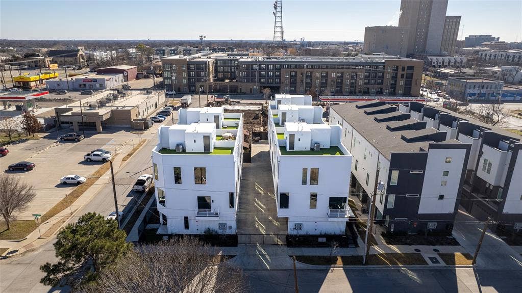 4322 Roseland Avenue, #2, Dallas, TX 75204