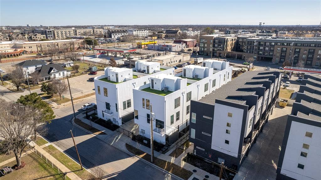 4322 Roseland Avenue, #2, Dallas, TX 75204