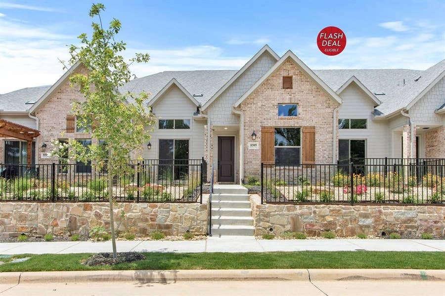 Property photo for 8509 Del Rio Trail, Rowlett, TX