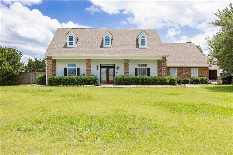 Property photo for 506 Lone Star Drive, Crandall, TX