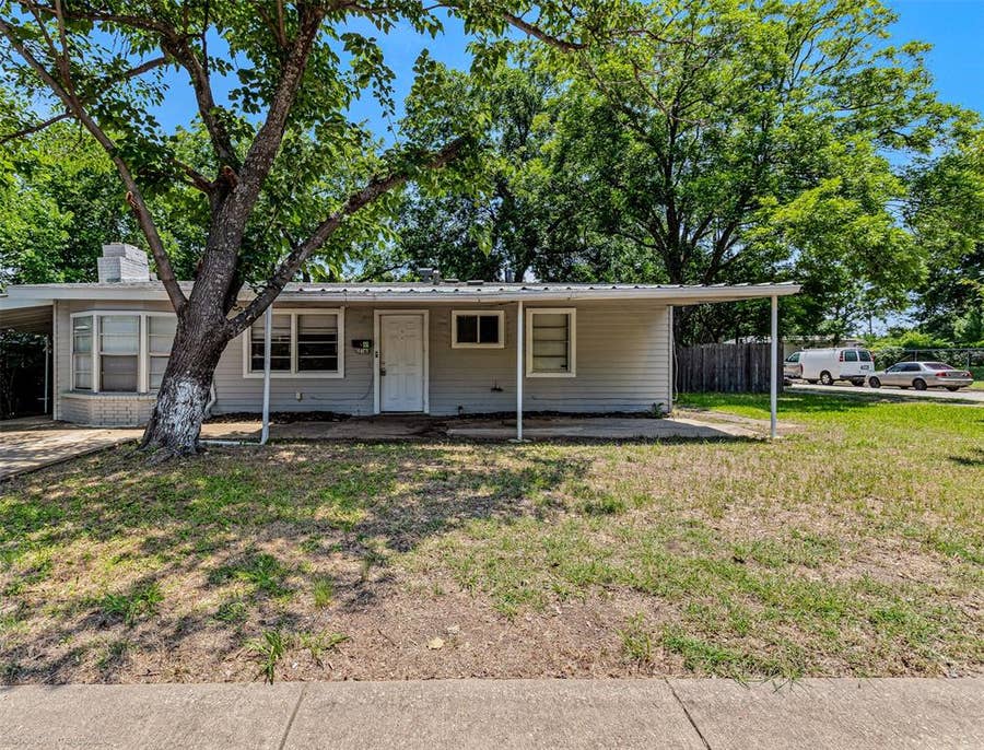 Property photo for 1814 Cumberland Drive, Garland, TX