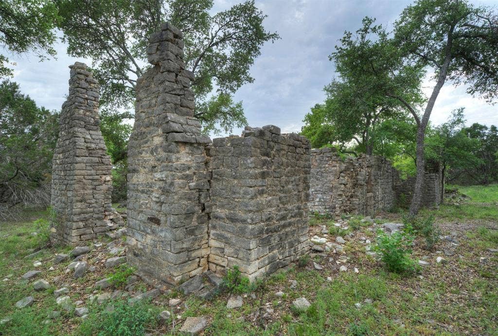 11916 Jim Bridger Drive, Austin, TX 78737 11916 Jim Bridger Drive, Austin, TX 78737