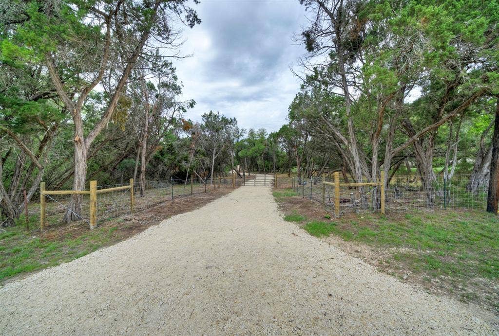 11916 Jim Bridger Drive, Austin, TX 78737 11916 Jim Bridger Drive, Austin, TX 78737