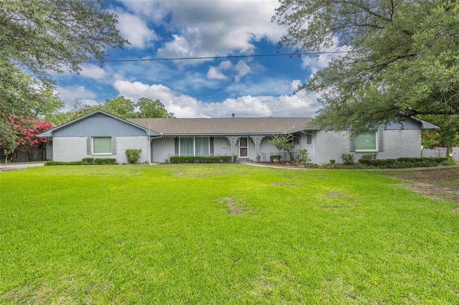 Property photo for 1302 Culver Street, Commerce, TX