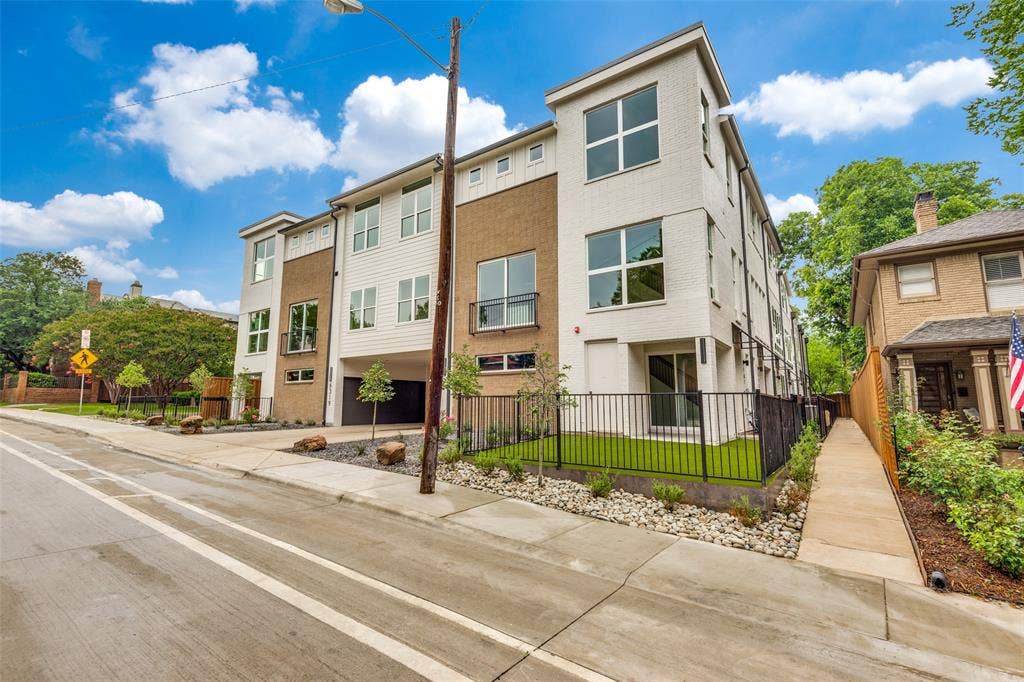 6319 Richmond Avenue, #107, Dallas, TX 75214 6319 Richmond Avenue, #107, Dallas, TX 75214