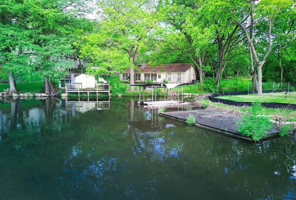 4703 Laguna Lane, Austin, TX 78746 4703 Laguna Lane, Austin, TX 78746