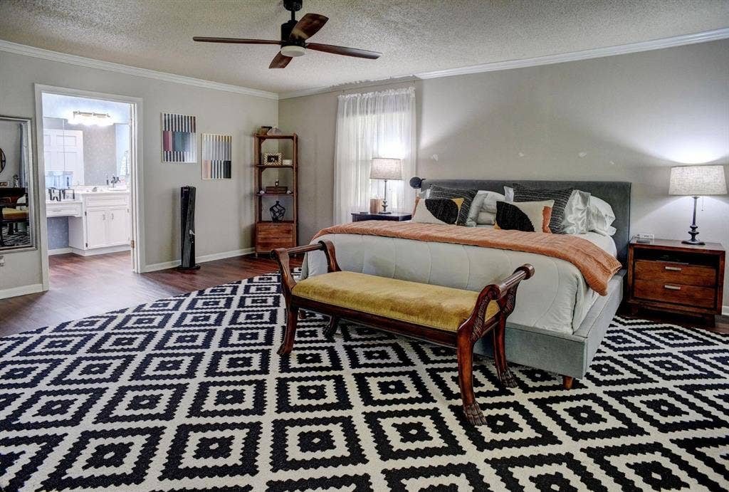4703 Laguna Lane, Austin, TX 78746 4703 Laguna Lane, Austin, TX 78746
