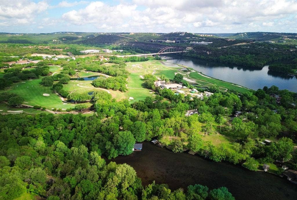 4703 Laguna Lane, Austin, TX 78746 4703 Laguna Lane, Austin, TX 78746