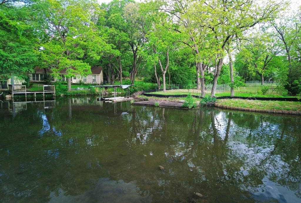 4703 Laguna Lane, Austin, TX 78746 4703 Laguna Lane, Austin, TX 78746