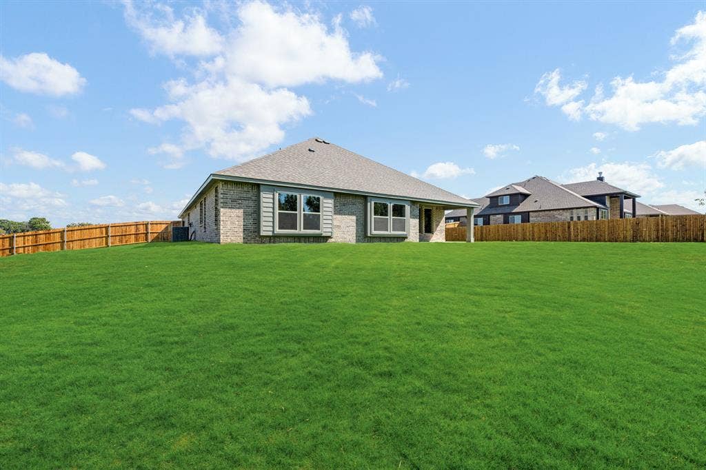 763 Crystal Lake Lane, Red Oak, TX 75154 763 Crystal Lake Lane, Red Oak, TX 75154