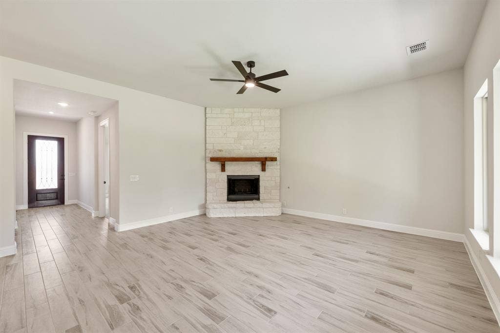 763 Crystal Lake Lane, Red Oak, TX 75154 763 Crystal Lake Lane, Red Oak, TX 75154