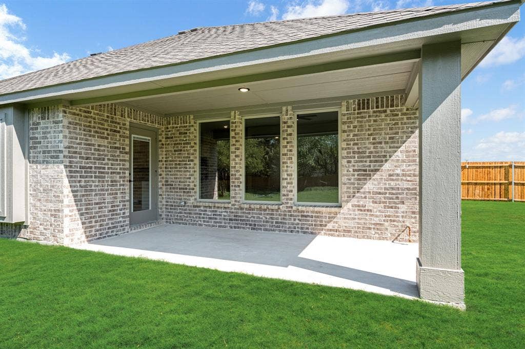 763 Crystal Lake Lane, Red Oak, TX 75154 763 Crystal Lake Lane, Red Oak, TX 75154
