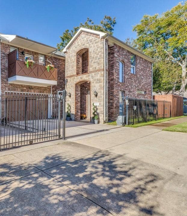 Property photo for 4931 Homer Street, Dallas, TX