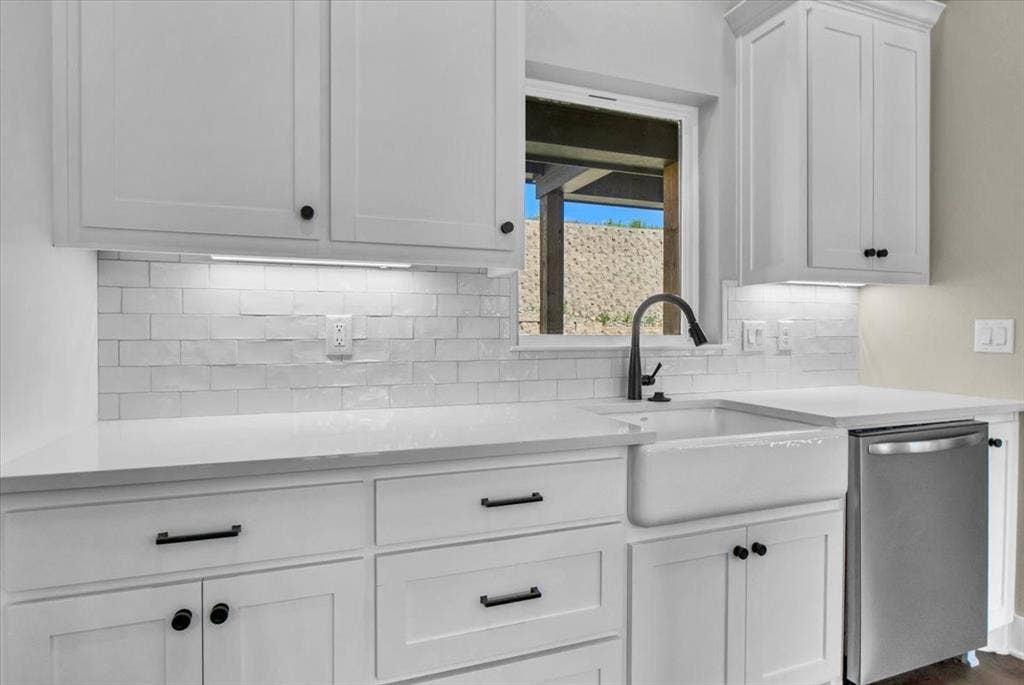 1001 Mallard Drive, Lindale, TX 75771 1001 Mallard Drive, Lindale, TX 75771