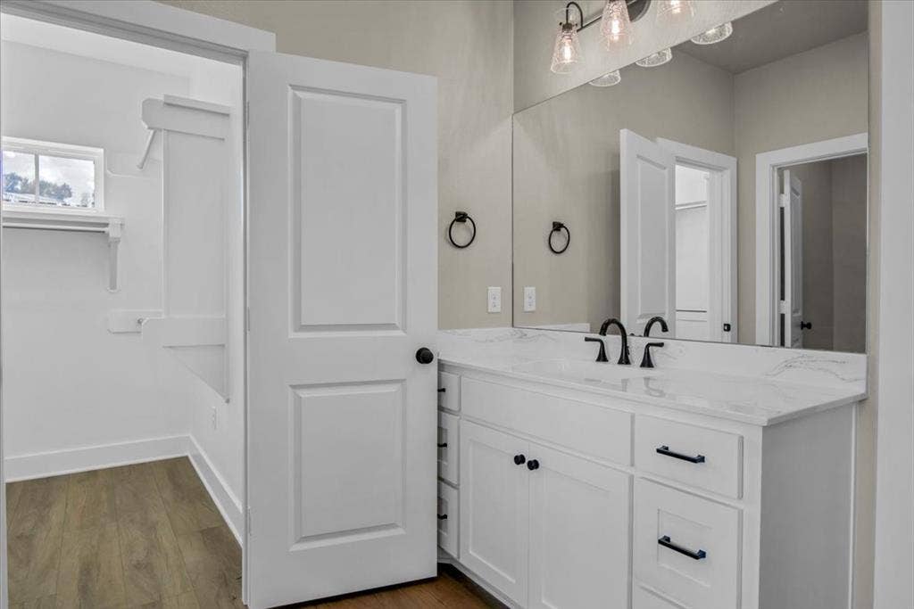 1001 Mallard Drive, Lindale, TX 75771 1001 Mallard Drive, Lindale, TX 75771