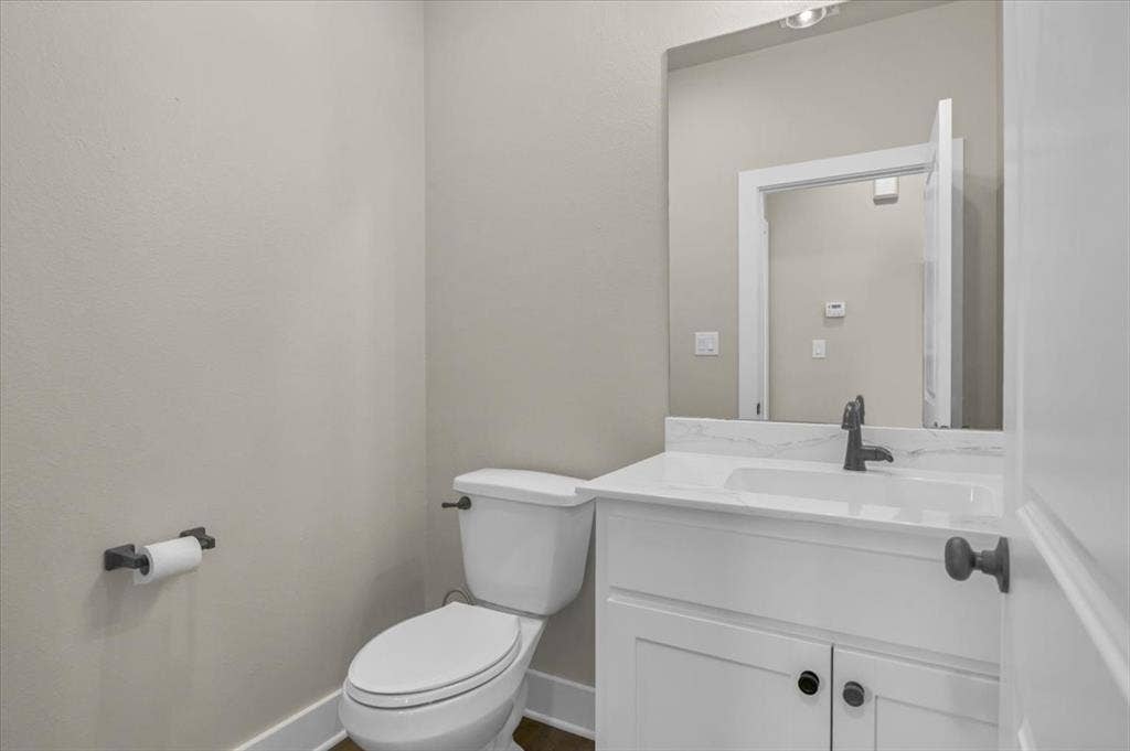 1001 Mallard Drive, Lindale, TX 75771 1001 Mallard Drive, Lindale, TX 75771