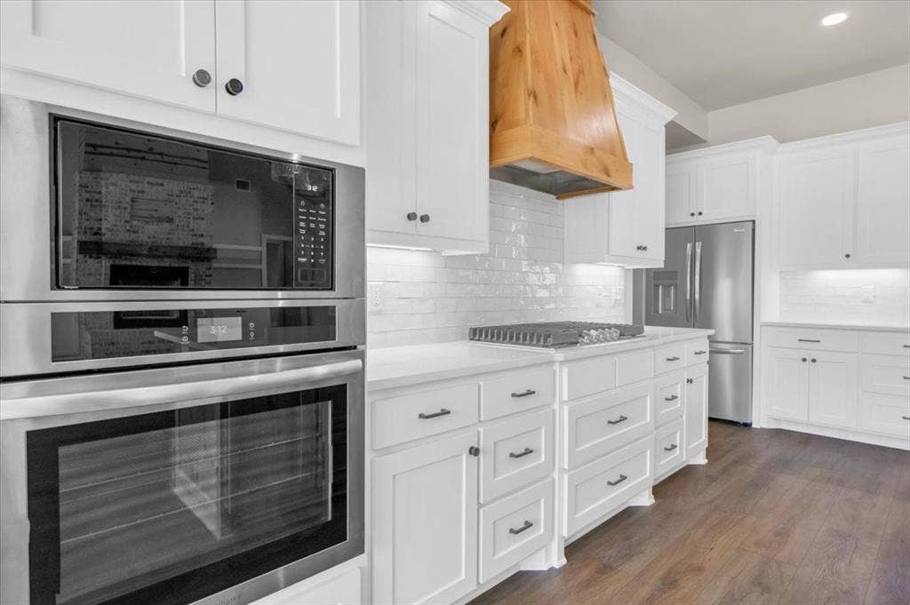 1001 Mallard Drive, Lindale, TX 75771 1001 Mallard Drive, Lindale, TX 75771