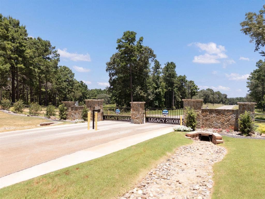 3289 Shadow Pine Drive, Larue, TX 75770 Gated entry into the upscale, exclusive neighborhood of Legacy Shores
