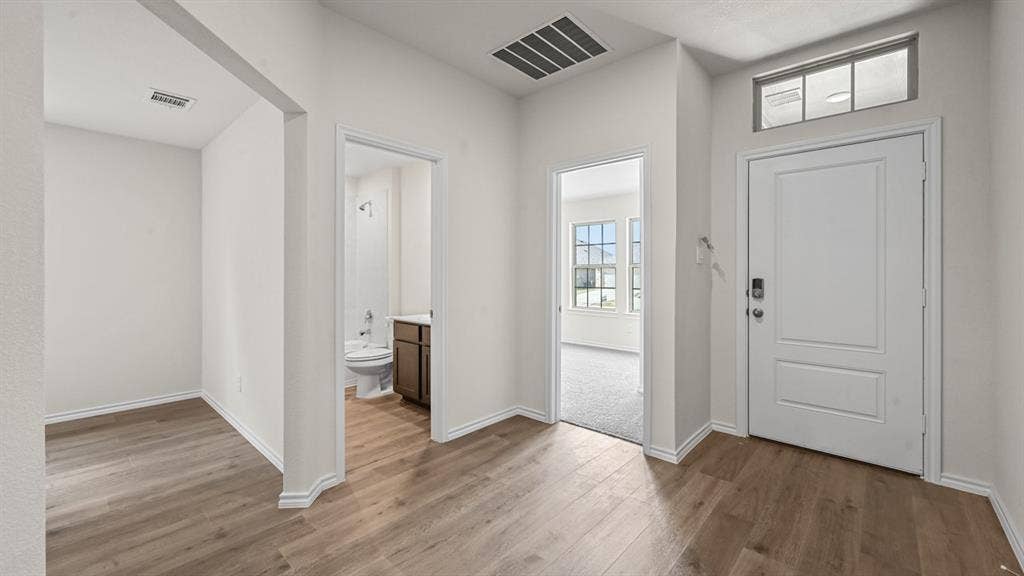 6088 Freedom Drive, Lindale, TX 75771 6088 Freedom Drive, Lindale, TX 75771