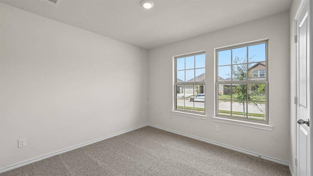 6088 Freedom Drive, Lindale, TX 75771 6088 Freedom Drive, Lindale, TX 75771