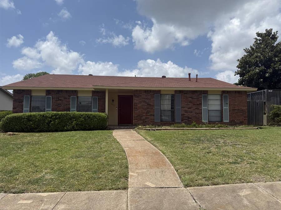 Property photo for 3425 knollpoint Drive, Garland, TX
