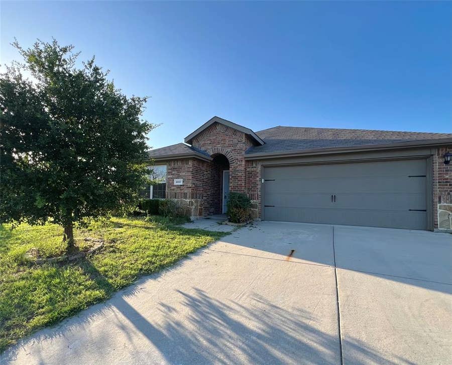 Property photo for 1017 Decker Drive, Fate, TX
