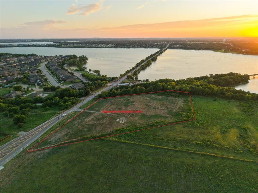 Property photo for 6921 Miller Road, Rowlett, TX