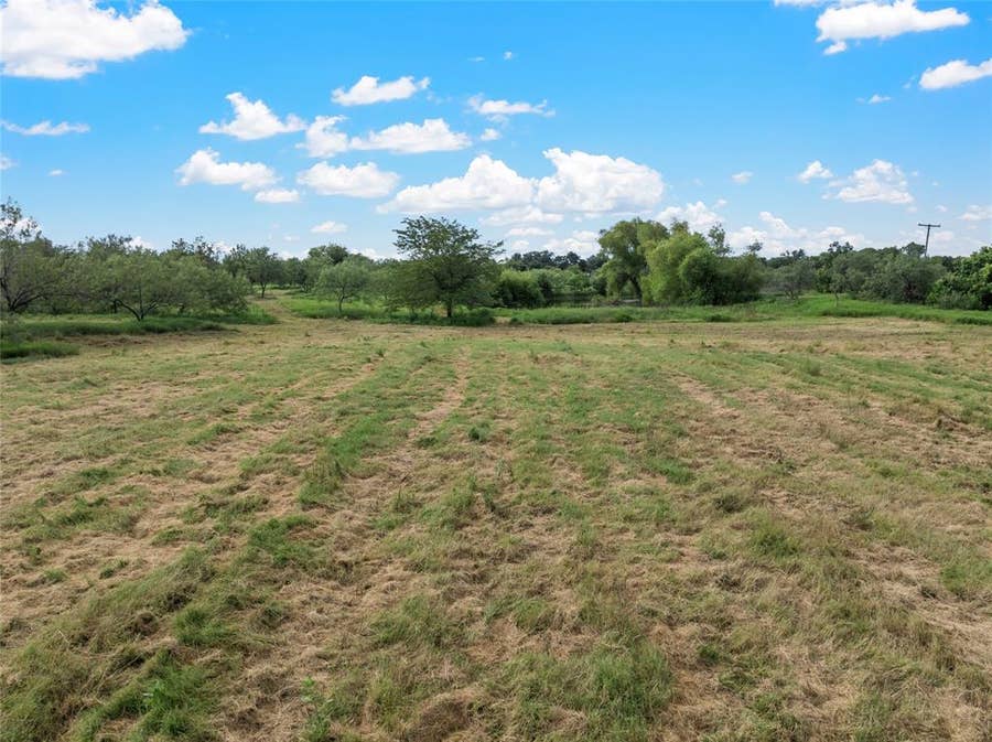 Property photo for TBD Greenbriar Drive, Robinson, TX