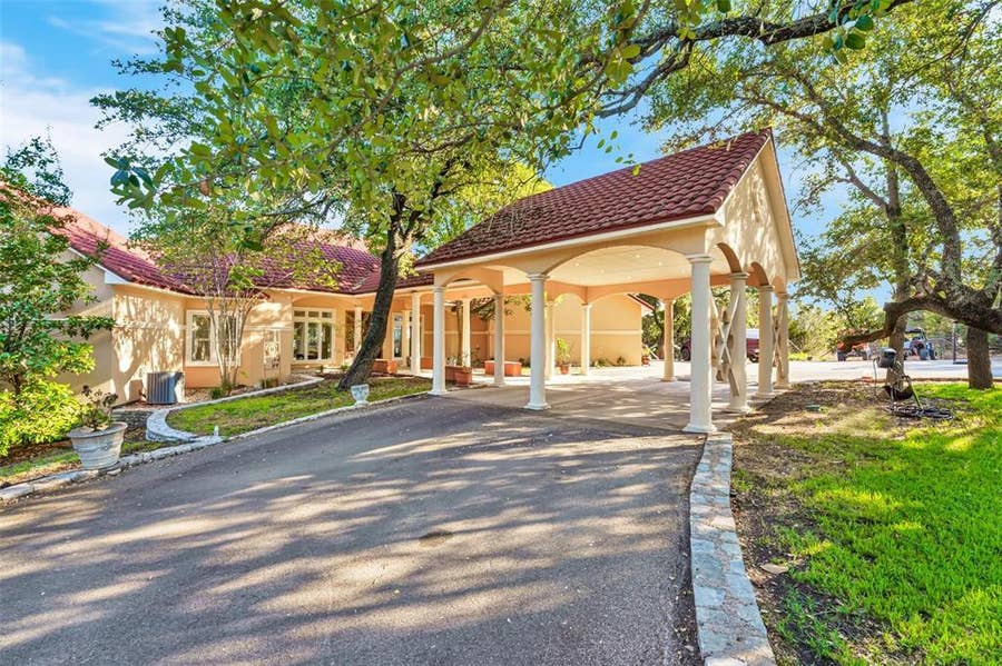 Property photo for 4270 Mambrino Highway, Granbury, TX