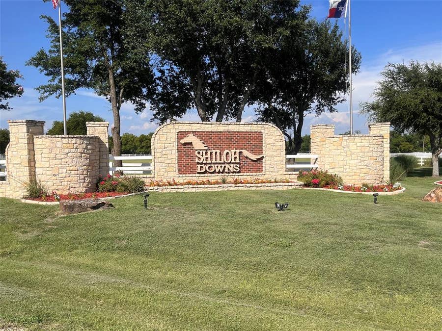 Property photo for 264 Sidewinder Loop, Red Oak, TX