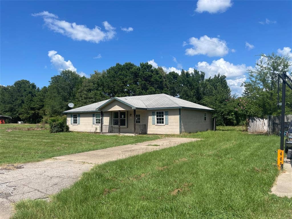 258 PR 6646, Mineola, TX 75773 258 PR 6646, Mineola, TX 75773