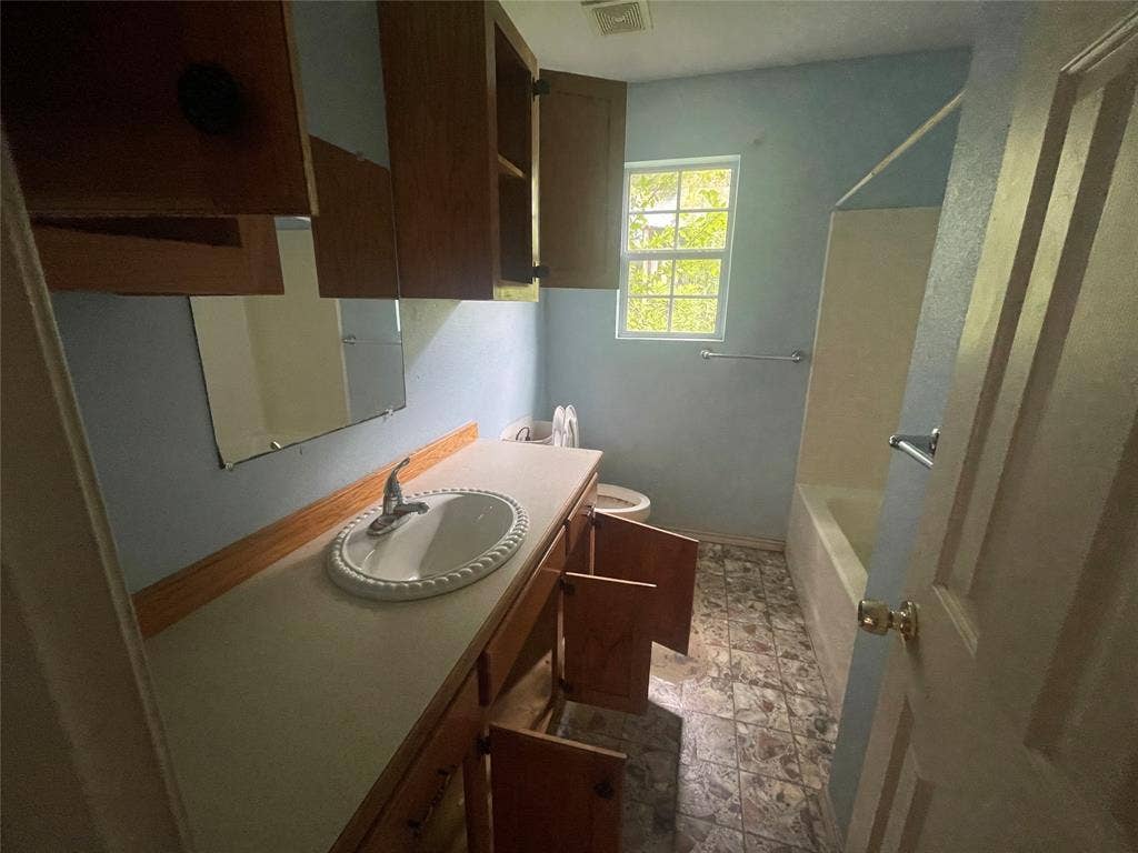 258 PR 6646, Mineola, TX 75773 258 PR 6646, Mineola, TX 75773