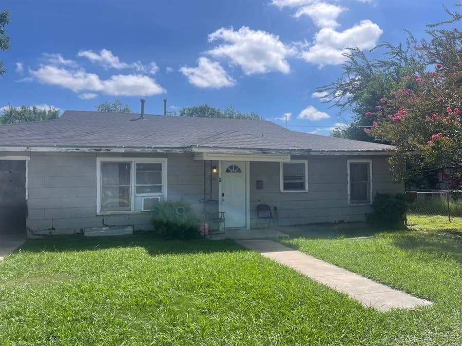 Property photo for 201 S Goddard Street, Mart, TX
