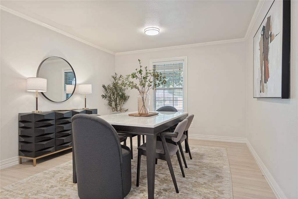 806 Knott Place, Dallas, TX 75208 806 Knott Place, Dallas, TX 75208