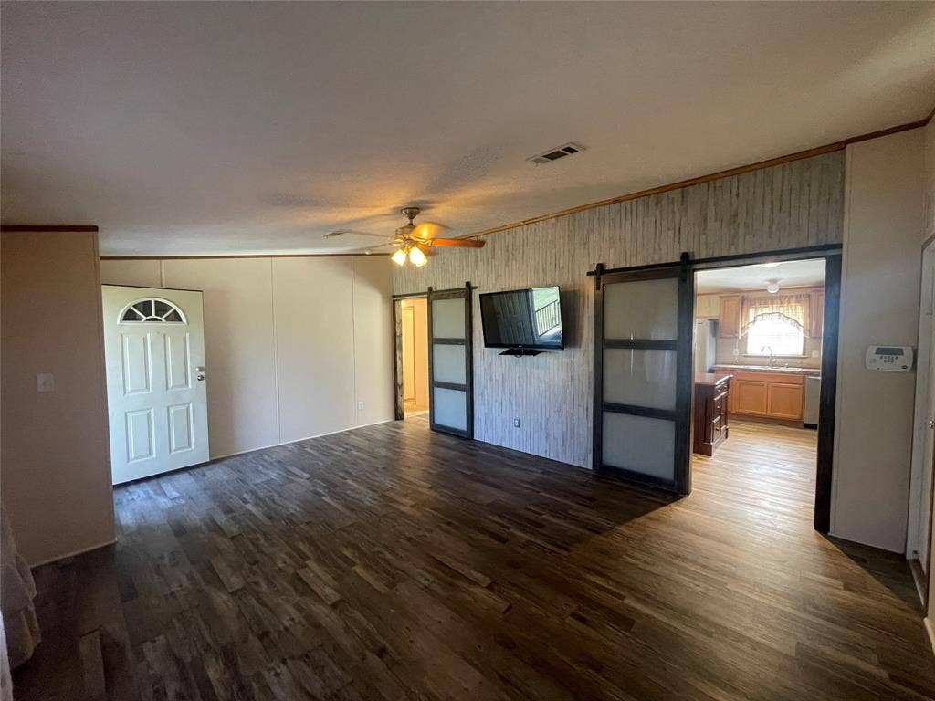 358 Private Road 6718, Mabank, TX 75147 358 Private Road 6718, Mabank, TX 75147